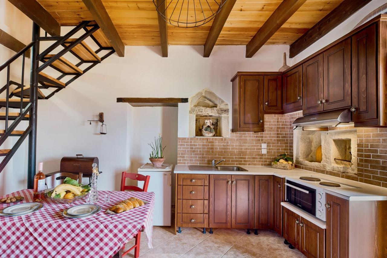 فيلا Vaggelis Little Stone House Maredhianá المظهر الخارجي الصورة
